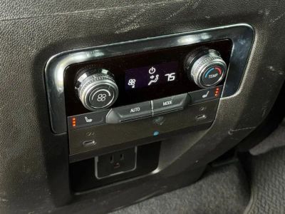 2025 GMC Yukon XL - Photo 25