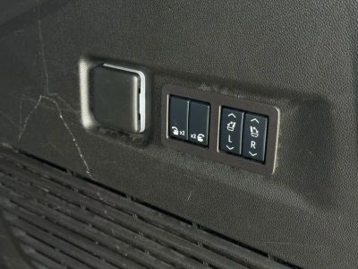 2025 GMC Yukon XL - Photo 18