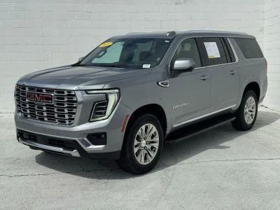 2025 GMC Yukon XL - Photo 10