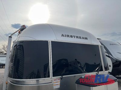 2019 Airstream Classic - Photo 5