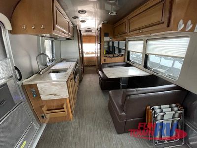2019 Airstream Classic - Photo 11