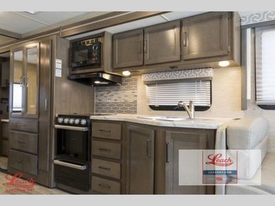 2022 Freedom Traveler A30 — photo 15 view
