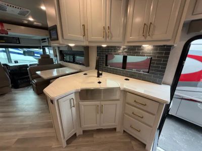 2026 Fleetwood BOUNDER - Photo 10