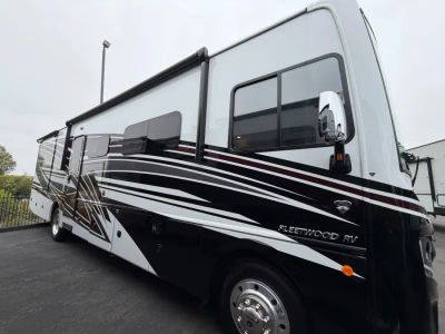 2026 Fleetwood BOUNDER - Photo 27