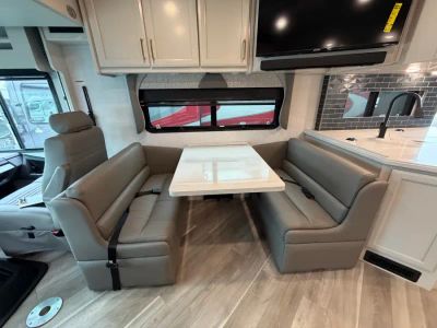 2026 Fleetwood BOUNDER - Photo 7