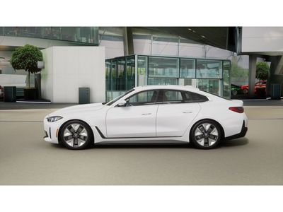 2026 BMW i4 - Photo 4