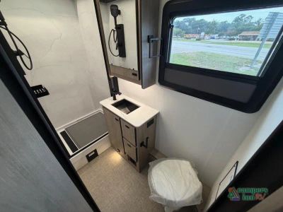 2027 Grand Design Lineage Series F — photo 15 view