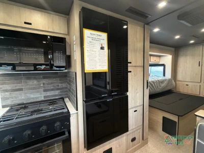 2027 Grand Design Lineage Series F — photo 12 view