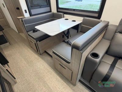 2027 Grand Design Lineage Series F — photo 25 view