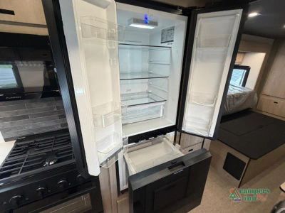 2027 Grand Design Lineage Series F — photo 11 view