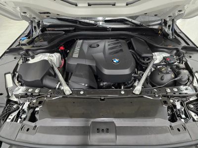 2026 BMW 5 Series — photo 13 view