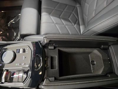 2026 BMW 5 Series — photo 26 view