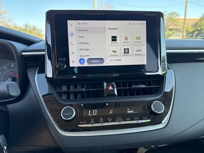 2024 Toyota Corolla — photo 13 view