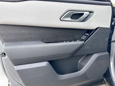 2026 Land Rover Range Rover Velar — photo 21 view