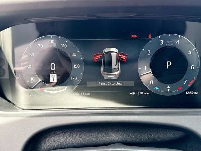 2026 Land Rover Range Rover Velar — photo 39 view