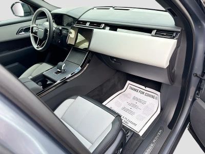 2026 Land Rover Range Rover Velar — photo 13 view