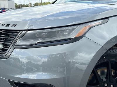 2026 Land Rover Range Rover Velar — photo 9 view
