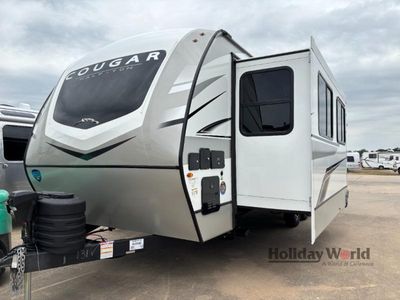2025 Keystone Cougar Half-Ton - Photo 2