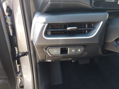 2025 Kia K4 — photo 13 view