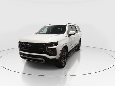 2025 Chevrolet Suburban - Photo 3