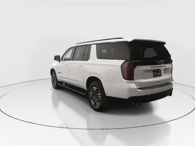 2025 Chevrolet Suburban - Photo 5
