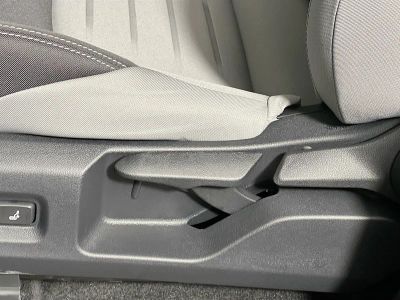 2026 Toyota Tacoma 4WD — photo 13 view