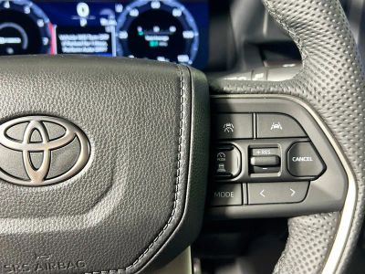 2026 Toyota Tacoma 4WD — photo 17 view