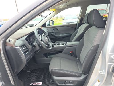 2023 Nissan Rogue — photo 9 view