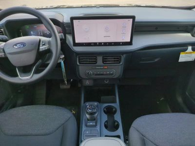2026 Ford Maverick — photo 13 view