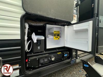 2027 Forest River RV Cherokee Grey Wolf — photo 9 view