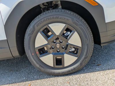 2026 Hyundai SANTA FE HYBRID — photo 11 view