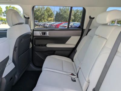 2026 Hyundai SANTA FE HYBRID — photo 13 view