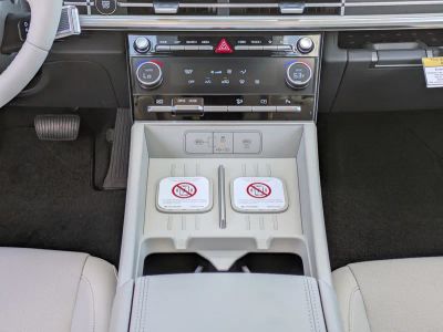 2026 Hyundai SANTA FE HYBRID — photo 19 view