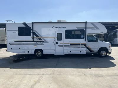 2027 Thor Motor Coach CHATEAU — photo 23 view