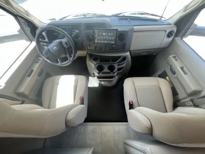 2027 Thor Motor Coach CHATEAU — side profile view