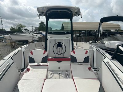 2020 Scarab 255 Open - Photo 11