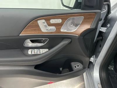 2026 Mercedes-Benz GLE — photo 11 view