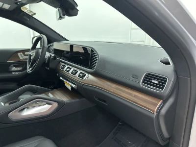 2026 Mercedes-Benz GLE — photo 30 view