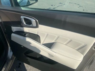 2026 Kia Sorento Hybrid — photo 21 view