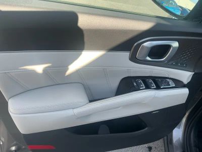 2026 Kia Sorento Hybrid — photo 16 view