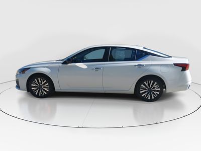 2025 Nissan Altima - Photo 4