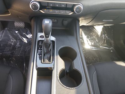 2025 Nissan Altima - Photo 18