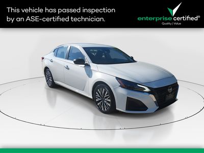 2025 Nissan Altima - Photo 1