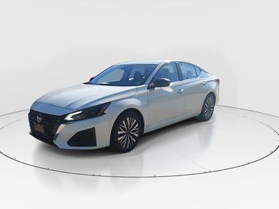 2025 Nissan Altima - Photo 3
