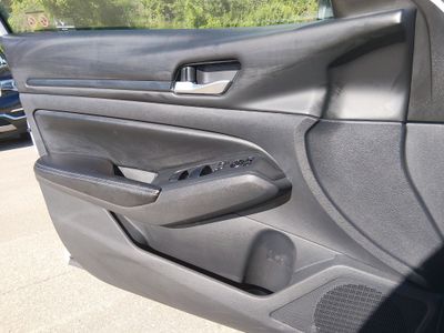 2025 Nissan Altima - Photo 19