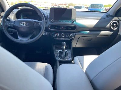2023 Hyundai Kona — photo 12 view
