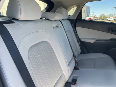 2023 Hyundai Kona — photo 14 view