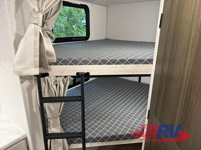 2026 Forest River RV Surveyor Legend - Photo 34