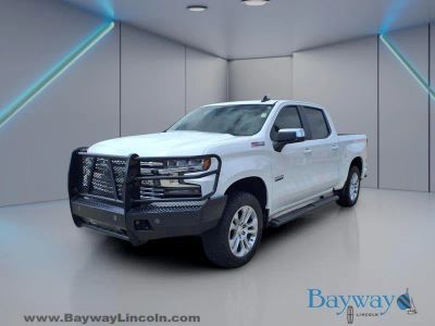 2020 Chevrolet Silverado 1500 — rear three-quarter view