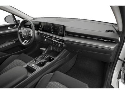 2026 Kia K5 — photo 12 view